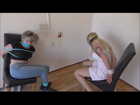 ❤️ Avhengig / bundet opp og kneblet / jente i nød ❌ Hard porno på porno no.hotpornphotos.ru ❌❤