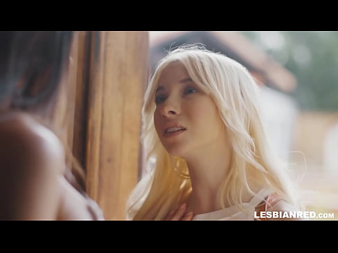 ❤️ Jenta kommer hjem noen måneder senere og ender opp med å spise stemorens fitte ❌ Hard porno på porno no.hotpornphotos.ru ❌❤