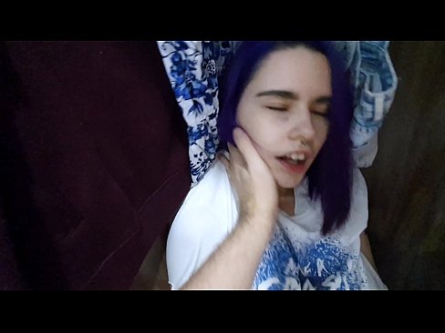 ❤️ Fant min søster i skapet og hjalp henne med å komme ❌ Hard porno på porno no.hotpornphotos.ru ❌❤